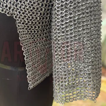 \\N