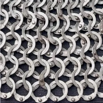 \\N