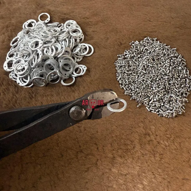 \\N