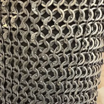 \\N