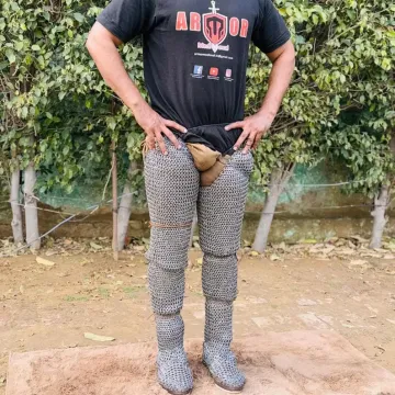 \\N