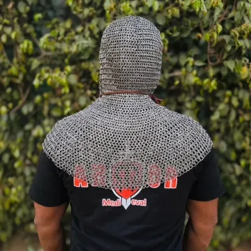 \\N