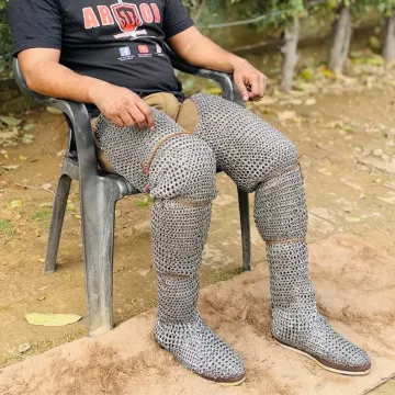 \\N