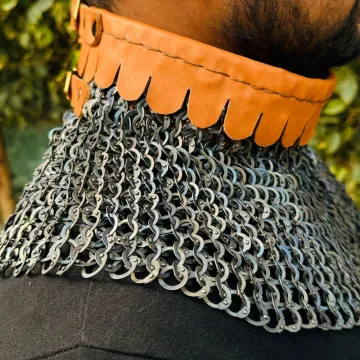 \\N