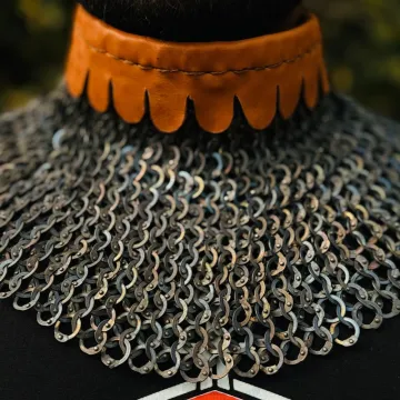 \\N