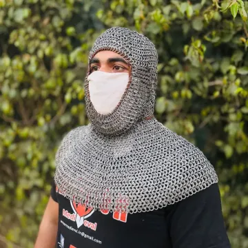 \\N